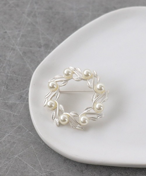 Three Four Time（スリーフォータイム） ブローチ 「結婚式/パーティ