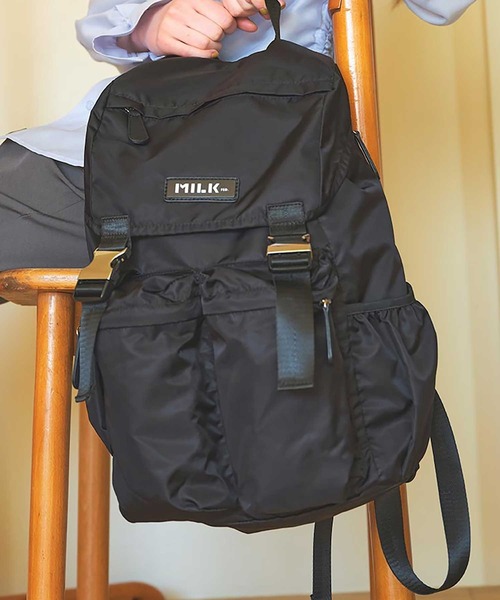 MILKFED. デイバック リュック 「18.8L」LOGO PLATE BACKPACK