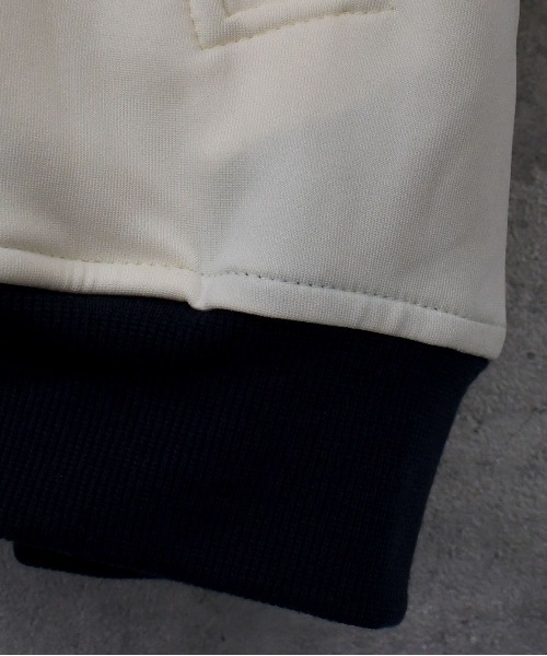 Anytime Songs（エニータイムソングス） ジャージ embroidery side