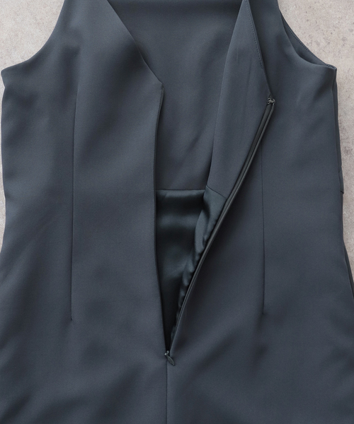 La TOTALITE（ラ トータリテ） ドレス カッティングカーブドレス