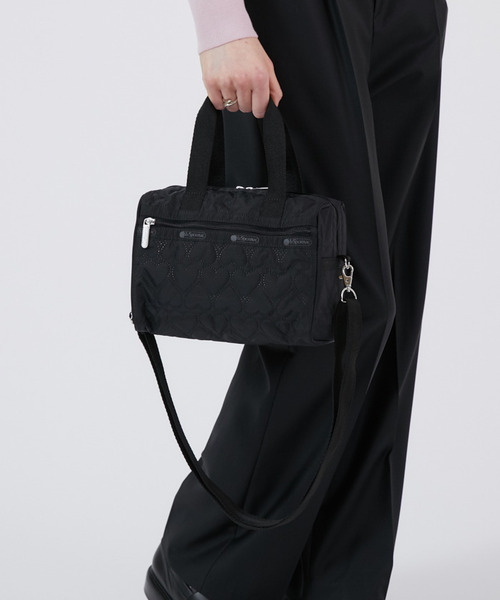 ■LeSportsac■EVERYDAY SM SATCHELフレッシュブラックハーツ EVERYDAY SM SATCHELフレッシュブラックハーツ（ハンドバッグ