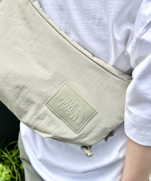THE NORTH FACE クロスボディバッグ　未使用　ショルダーバッグ THE NORTH FACE ショルダーバッグ バッグ 国内未発売 FACE(ザ