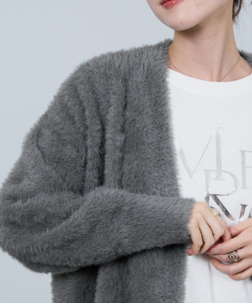 NAVY カーディガン ふわふわした柔らかな肌さわりのフェザーヤーン