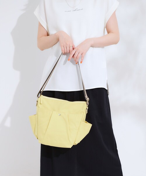 SHOO・LA・RUE（シューラルー） ショルダーバッグ バッグ 「撥水