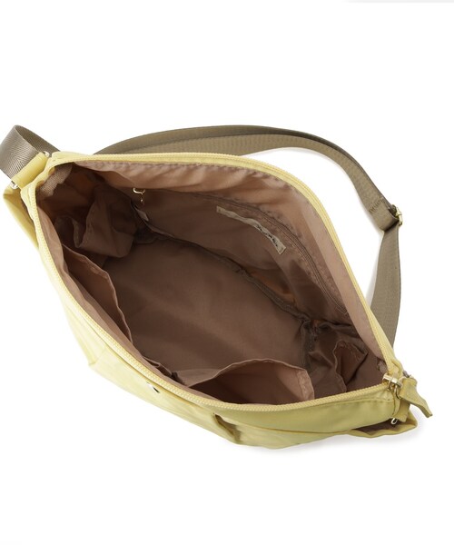 SHOO・LA・RUE（シューラルー） ショルダーバッグ バッグ 「撥水