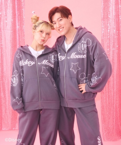 新品　パーリーゲイツ　ミッキーマウス　裏起毛スウェットパーカー　セットアップ 新品】パーリーゲイツ×ディズニー ジップパーカー 白×黒 ミッキー総柄