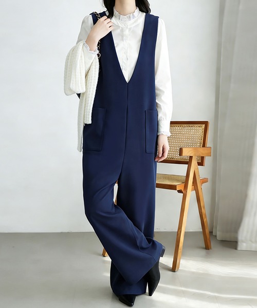 サロペット・オーバーオール・オールインワン roughlow otona satin wide salopette navy サロペット オーバーオール 深Vネックサロペット レディース