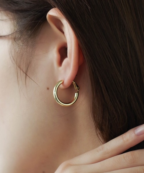 ふ　か　の　ぴ　あ　す yu-ka ピアス YU-KA : キャッチ一体型 シンプルフープピアス