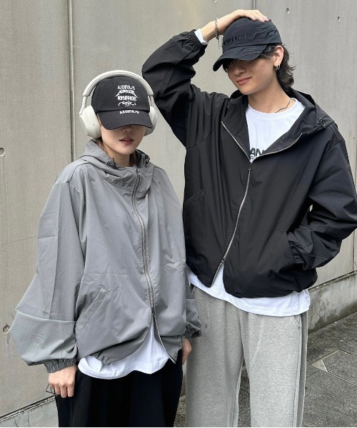 ジャケット・アウター Chikashitsu +hooded cropped fur blouson Chikashitsu+ ブルゾン アウター 「Chikashitsu +」unisex