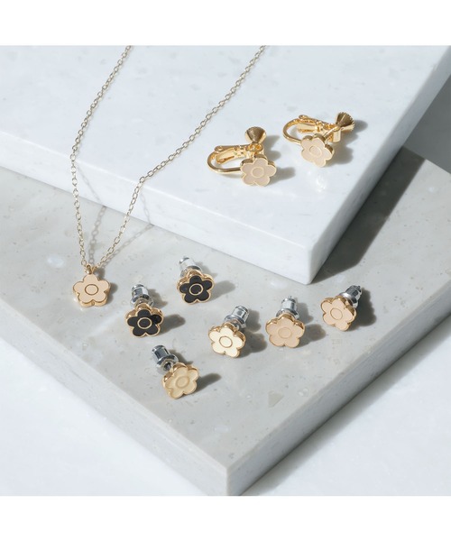 MARY QUANT（マリークヮント） ピアス マリークワント ミニデイジー