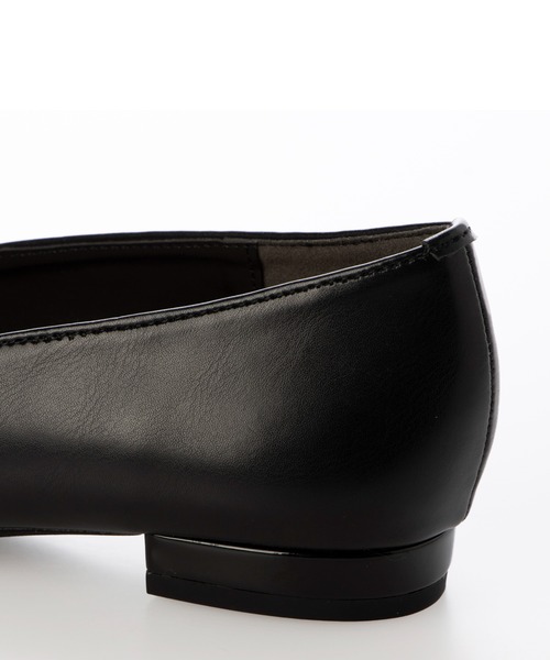 パンプス トゥキャップストラップフラットシューズ「低反発スポンジ入り」 | Fin | 23