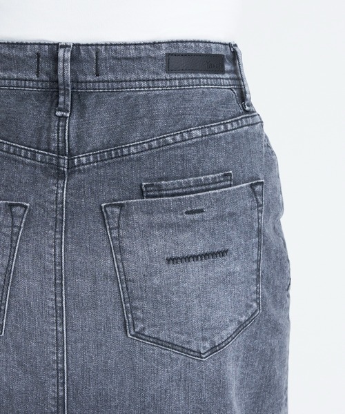 美品 yanuk ヤヌーク タイトデニムスカート ブラックデニム YANUK（ヤヌーク） スカート デニム 「yanuk/ヤヌーク」Iラインデニム