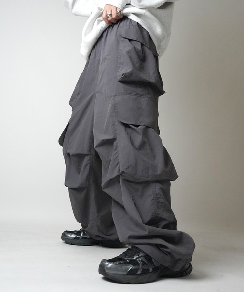 カーゴパンツ マルチポケット ナイロンカーゴパンツ 裾ドローコード