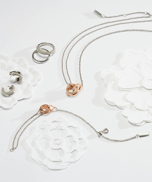 OLIVIA BURTON（オリビアバートン） ネックレス 「OLIVIA BURTON