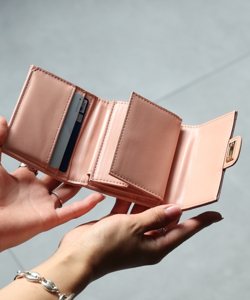 三つ折り財布 フェンディ FENDI 財布 三つ折り財布 折りたたみ財布 小銭入れ