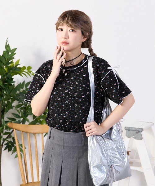 kutir（クティール） tシャツ 半袖 小花柄ワッフルリボンTシャツ