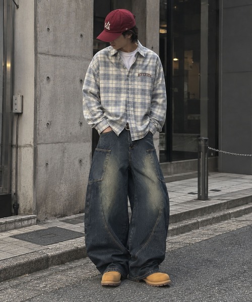SPINNS（スピンズ） ワイドパンツ ジーンズ デニムワイドバルーン