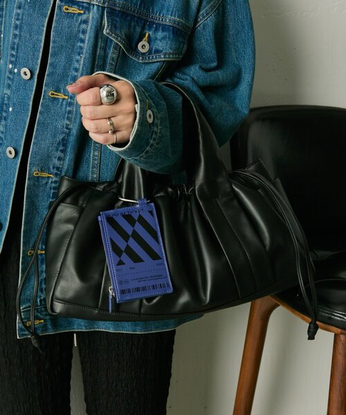 ear PAPILLONNER（イア パピヨネ） ボストンバッグ 「インフルエンサー