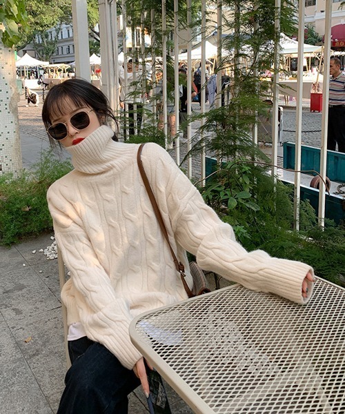 「HALEY PESCA」 タートルネックニット FREE レッド レディース_画像9