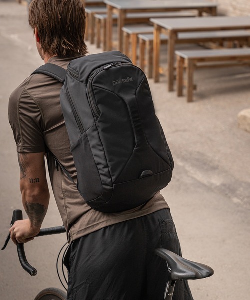 PacSafe（パックセーフ） デイバック リュック EXP 28L backpack