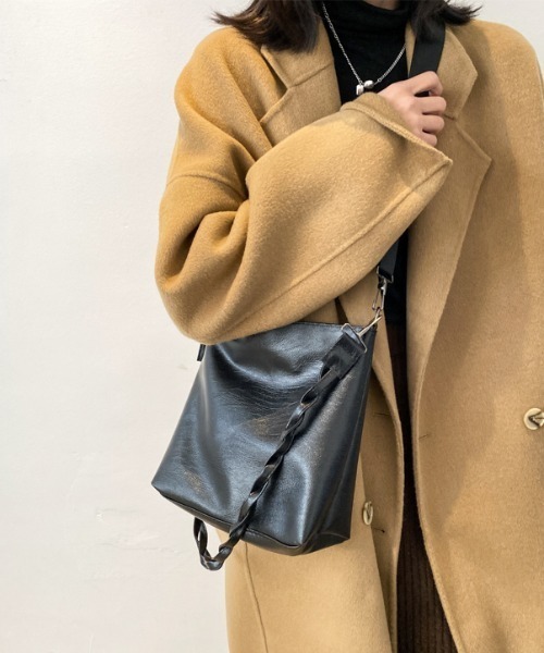 ショルダーバッグ バッグ 2WAY編み込みシリンダーバッグ