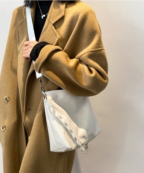 ショルダーバッグ バッグ 2way 編み込みレザーショルダーバッグ