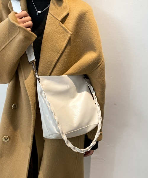 2way編み込みショルダーバッグ ショルダーバッグ バッグ 2way 編み込みレザーショルダーバッグ