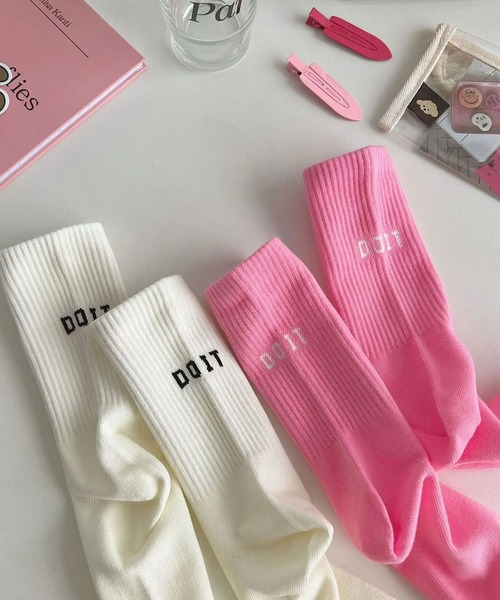 靴下 「 ammy. / エイミードット 」 バックロゴ 刺繍 リブソックス