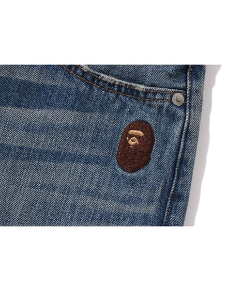 a bathing ape ジーンズ A BATHING APE ジーンズ ONE POINT REGULAR FIT 13 OZ DENIM