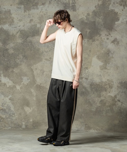 トップス glamb STUNN Sleeveless Shirt glamb シャツ STUNN Sleeveless Shirt / スタンスリーブレス