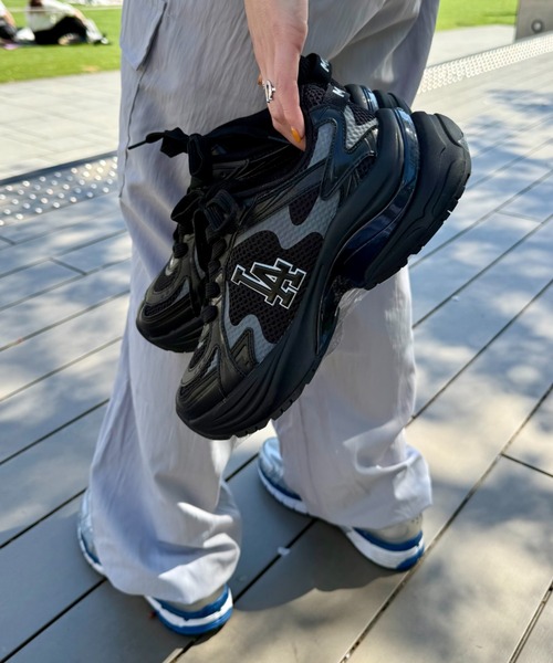 【韓国MLB Korea エムエルビーコリア】カーブランナー MLB スニーカー 「日本未発売/WEB限定」MLB KOREA(エムエルビー