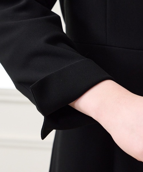 喪服 セレモニースーツ セットアップ 「喪服・礼服・WEB限定」マシンウォッシャブル サテン切り替えジャケット・2ピース風前開きロングワンピース 2点セッ… | AIMER | 13