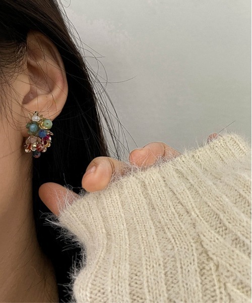lit.Cy（リットシー） ピアス ビーズクラスターフラワーブーケピアス