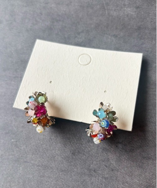lit.Cy（リットシー） ピアス ビーズクラスターフラワーブーケピアス