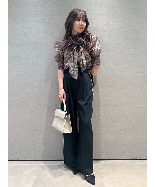 LILY BROWN（リリーブラウン） ブラウス シャツ オーガンザボウタイ