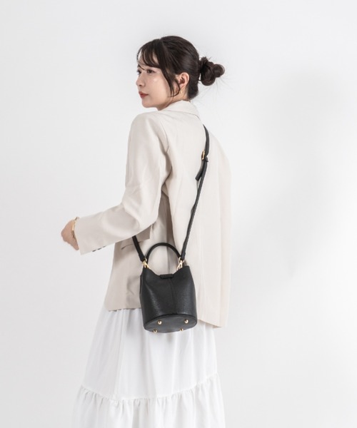 お値下げ☆新品未使用未開封☆ANDREA CARDONEバケツ型バッグ ハンドバッグ 「andrea cardone/アンドレアカルドネ」ワンハンドル
