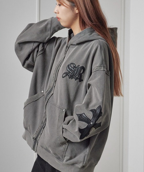 SUPPLIER（サプライヤー） パーカー Fleur Leather Patch hoodie