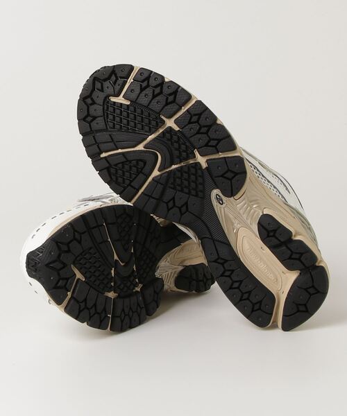 「New Balance」 ローカットスニーカー 23.5cm ライトグレー レディースの画像