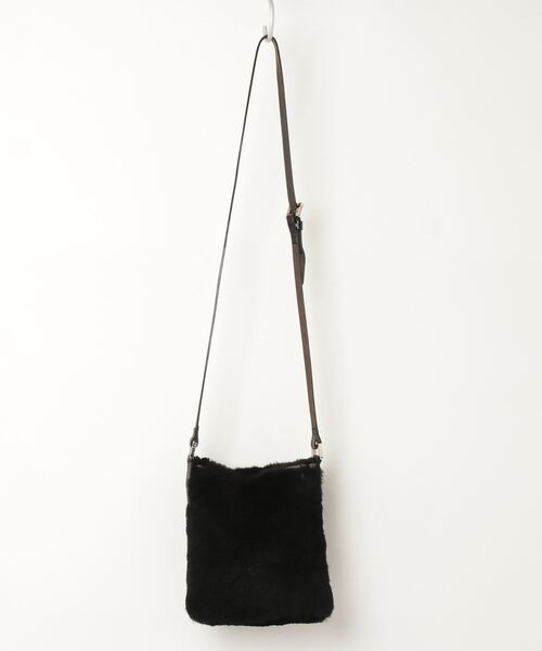 「FENDI」 ショルダーバッグ - ブラック レディースの画像