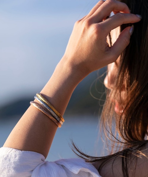 【美品】iriebeach アイリービーチ バングル ハワイアンジュエリー IRIEBEACH（アイリービーチ） バングル one lap bangle/「ハワイアン