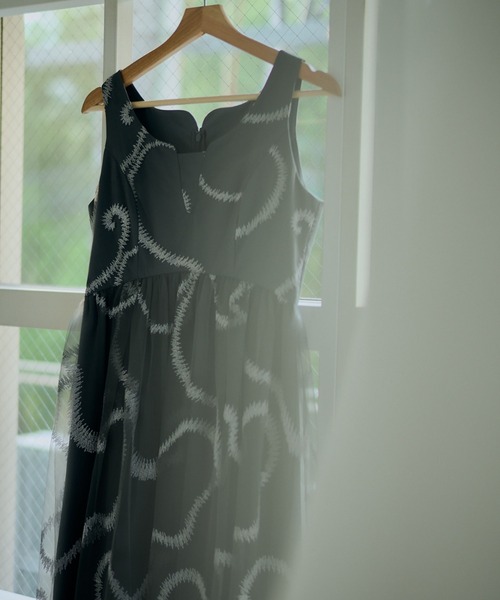 LE'RURE Grafitti cocoon dressリルアーグラフィティ黒 LE'RURE Grafitti cocoon dressリルアーグラフィティ黒 Grafitti back