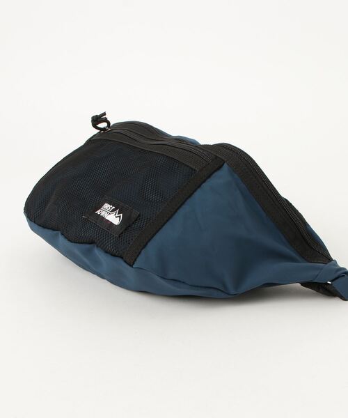 FIRST DOWN（ファーストダウン） ウエストポーチ 軽量 ボディバッグ