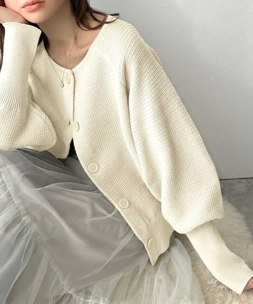 classicalelf（クラシカルエルフ） カーディガン 抜け感と着回し力