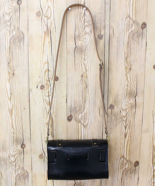 ★aki★Schoot N.Y.C. ショルダーバッグ　ショット Schott N.Y.C (ショット) パデット レザー バナナ バッグ