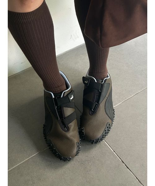 PUMA（プーマ） スニーカー 「emmi×PUMA」Mostro Perf レディース