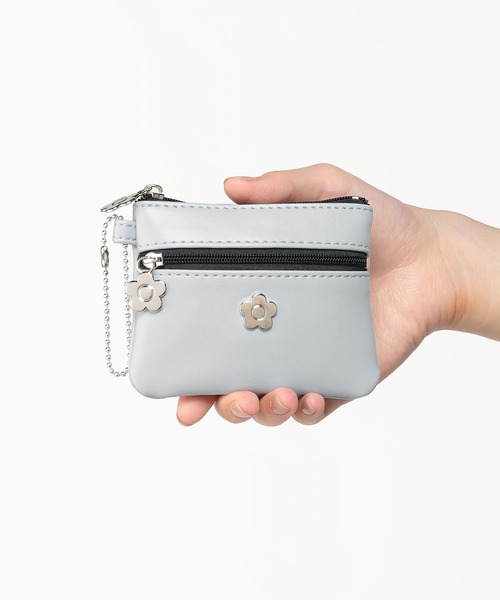 MARY QUANT（マリークヮント） ポーチ マリークワント デイジーメタル