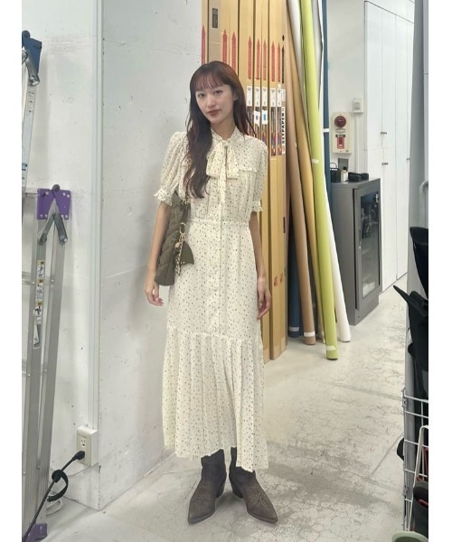 新品タグ付き♡Theory サテンツイストロングワンピース base satin