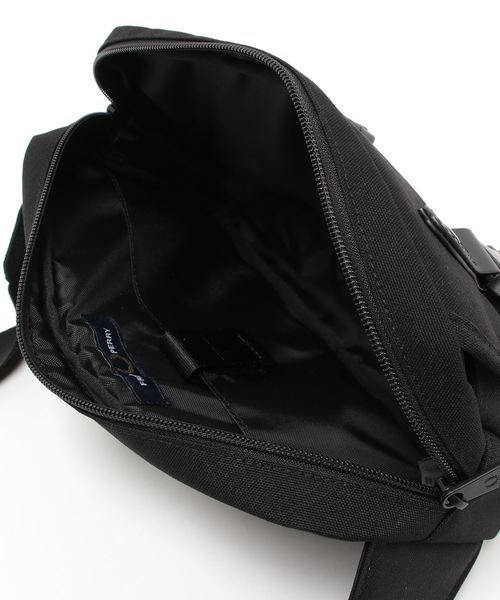 即納最新作 バッグ Cross Body Bag ZOZOTOWN PayPayモール店 - 通販 - PayPayモール ウエストポーチ 2022最新作