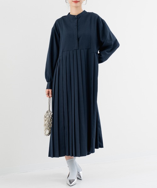 秋桜　untitled ネイビー　プリーツワンピース ワンピース 新色追加「refinedworks」人気の セミ オケージョン