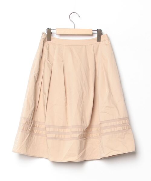 【美品】トゥービーシック　膝丈スカート　フレア　レース　ベージュ　42 TO BE CHIC - TO BE CHIC(トゥービーシック) スカート サイズ40